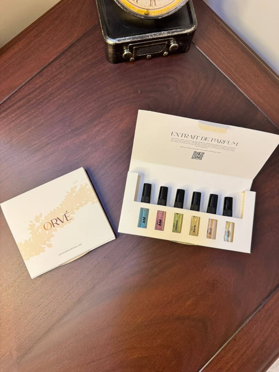ORVE Discovery Box open with six vials